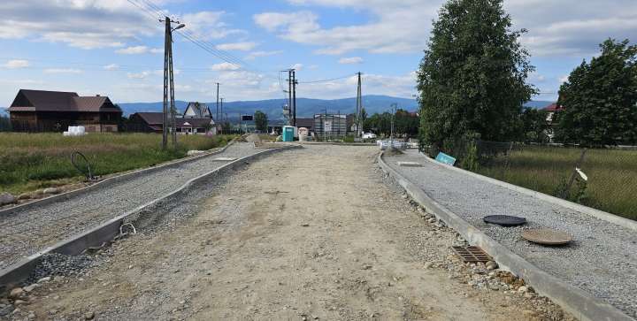 Przebudowa drogi gminnej 420047K w km od 0 + 007,50 do km 1 + 061,00 w miejscowości Groń, Gmina Bukowina Tatrzańska